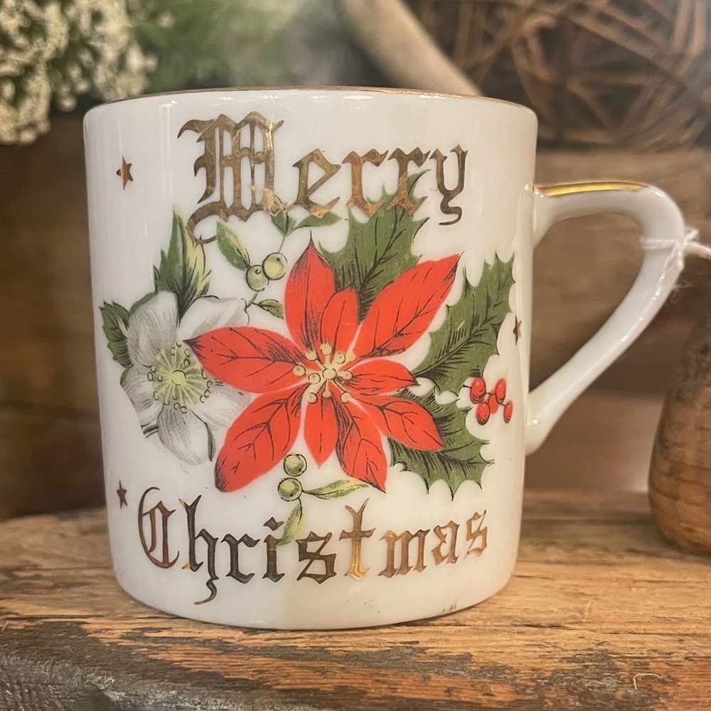 Vintage Norcrest Merry Christmas Mug X-254 Japan Gold Trim Cup